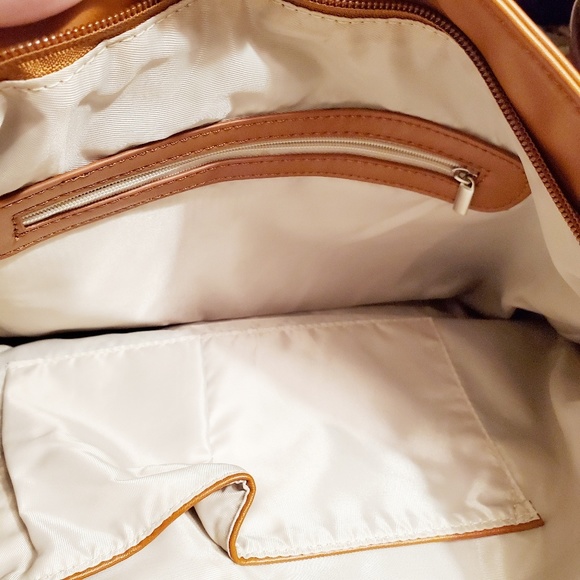 Make a Statement Handbag! - Picture 6 of 7